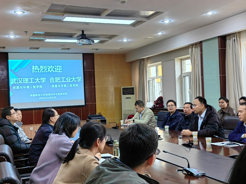 9159金沙游戏场师生党支部赴新疆师范大学开展座谈交流活动